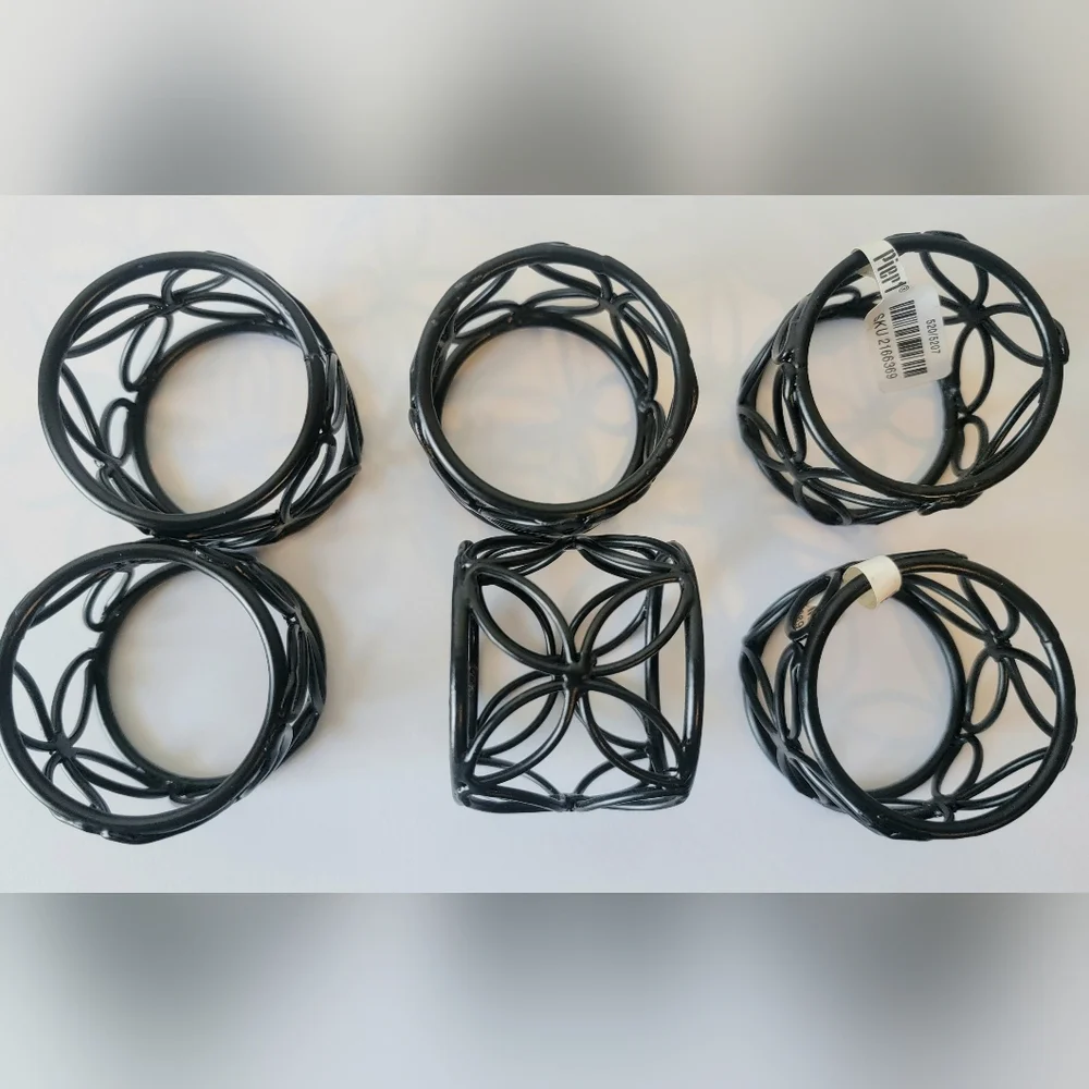 NWT/NWOT Pier 1 Set of 6 Black Scroll Napkin Rings